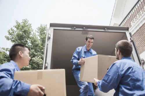 Final removals quotation and contact prompt