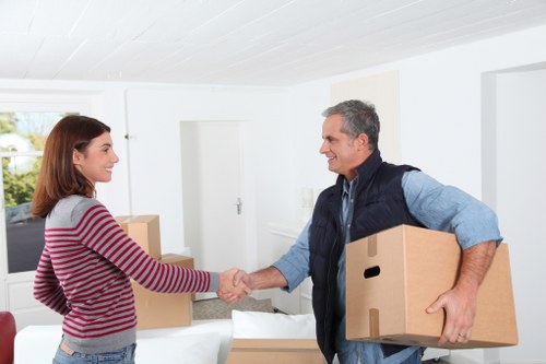Commercial moving truck service for office and retail transport in Norway