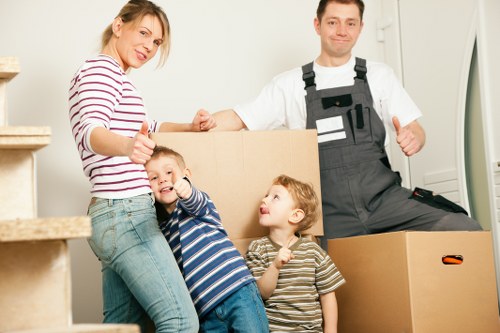 Commercial moving support with a van in Norway